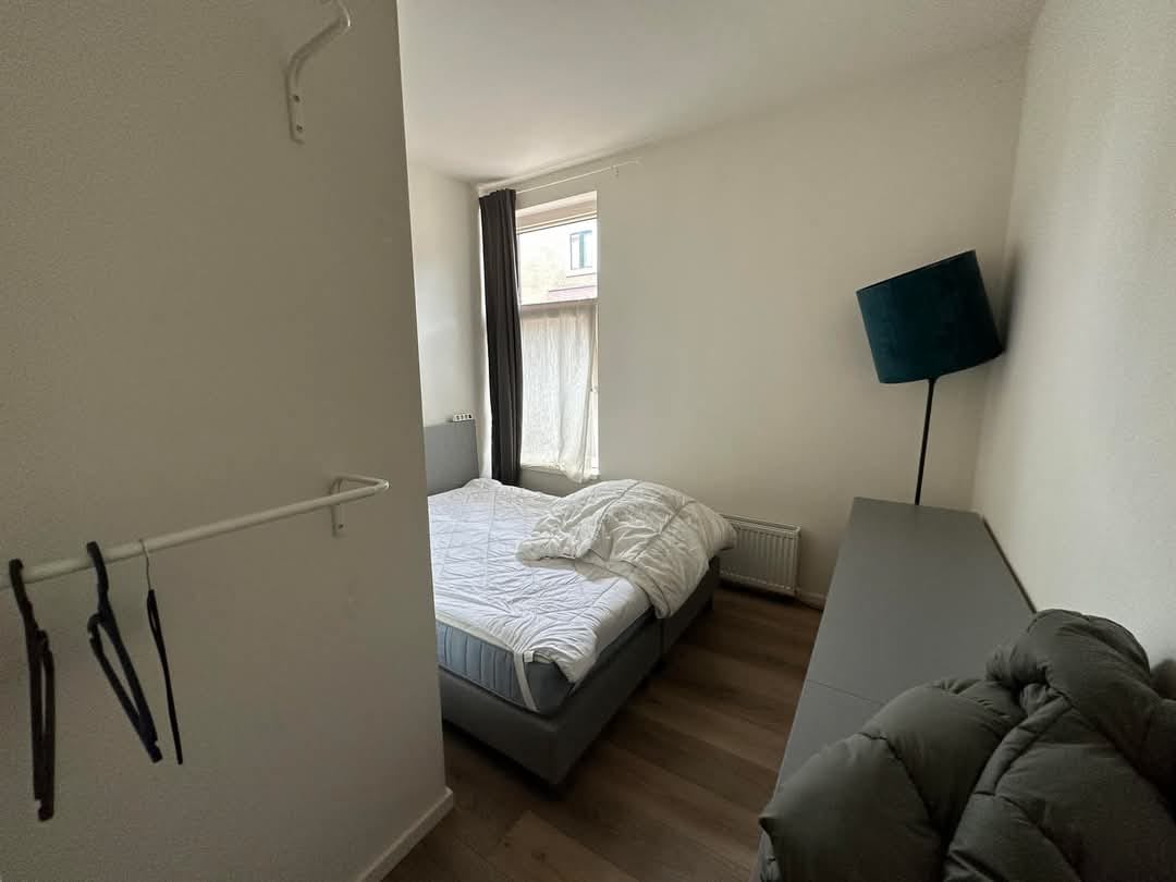 Very quiet and secure apartment close to the university.