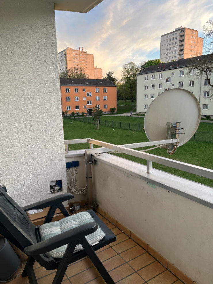 Furnished 20 m² WG Room near U2 Hasenbergl photo 3