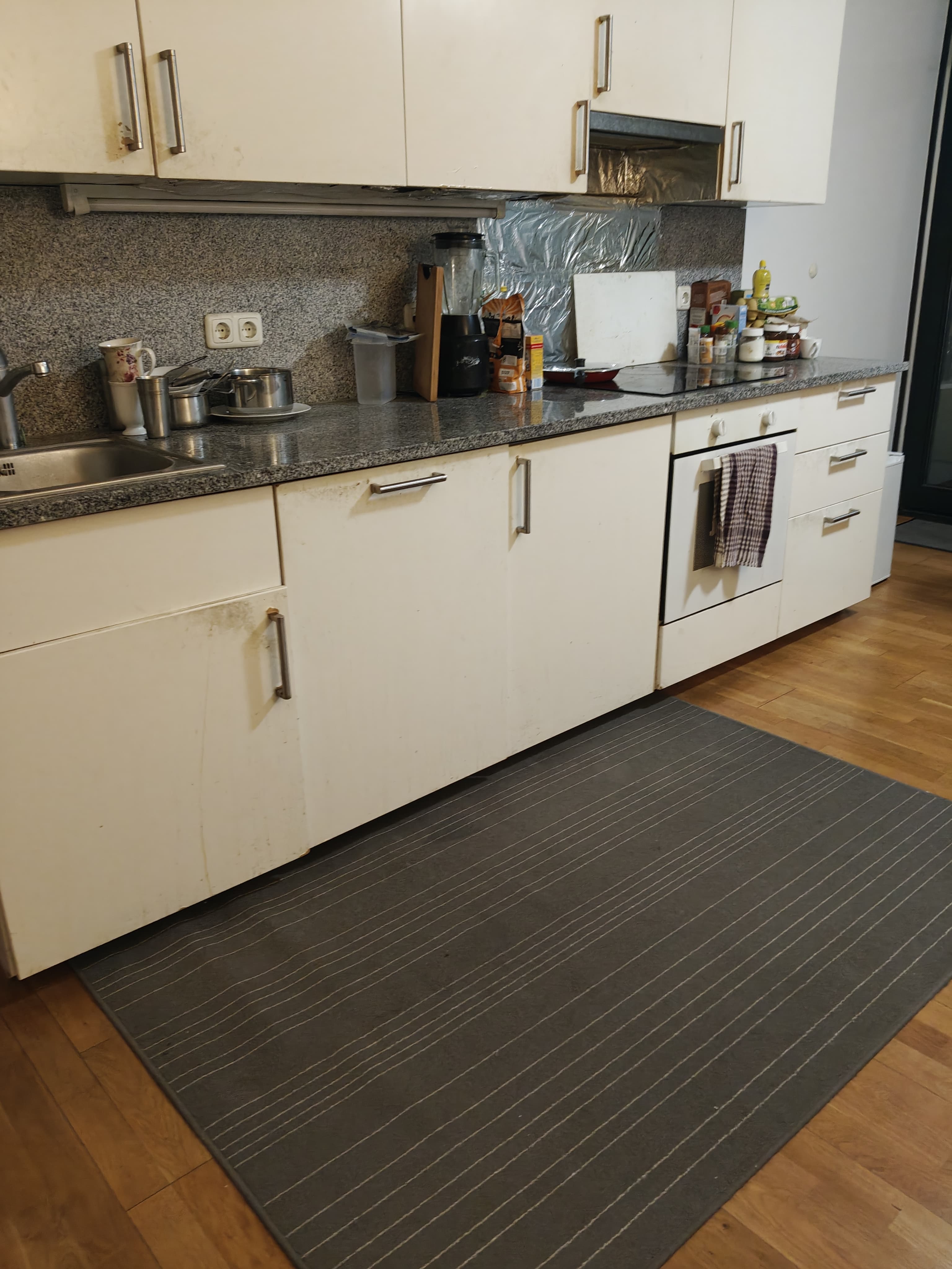 Shared Room in Harras (U6/S-Bahn) - Short-Term Sublet photo 2