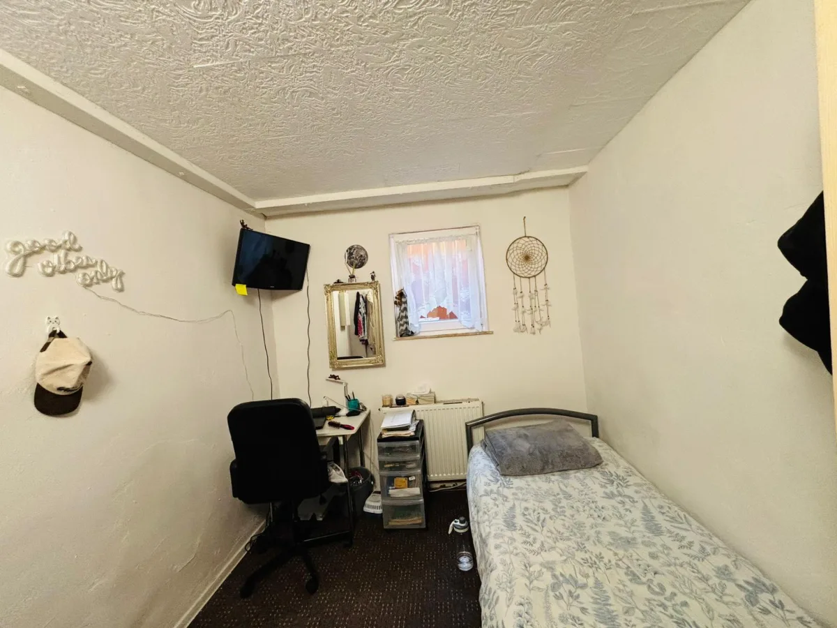 Furnished room in Allach Untermenzing – €550/mo, KVR possible photo 2