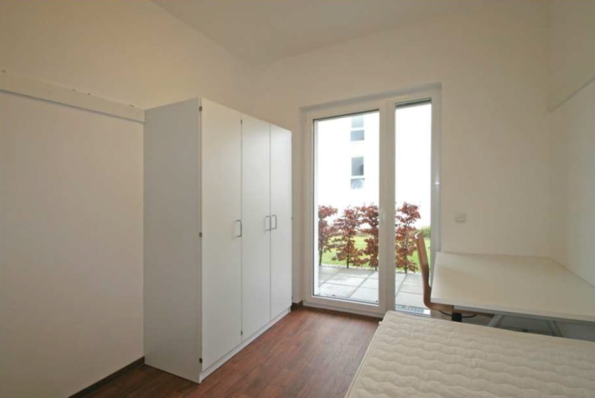 Short Term Studio Apartment in Schwabing-Freimann photo 2