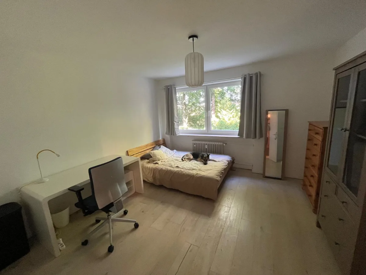 Furnished room in Unterhaching – €750/mo, 2 min to S Bahn