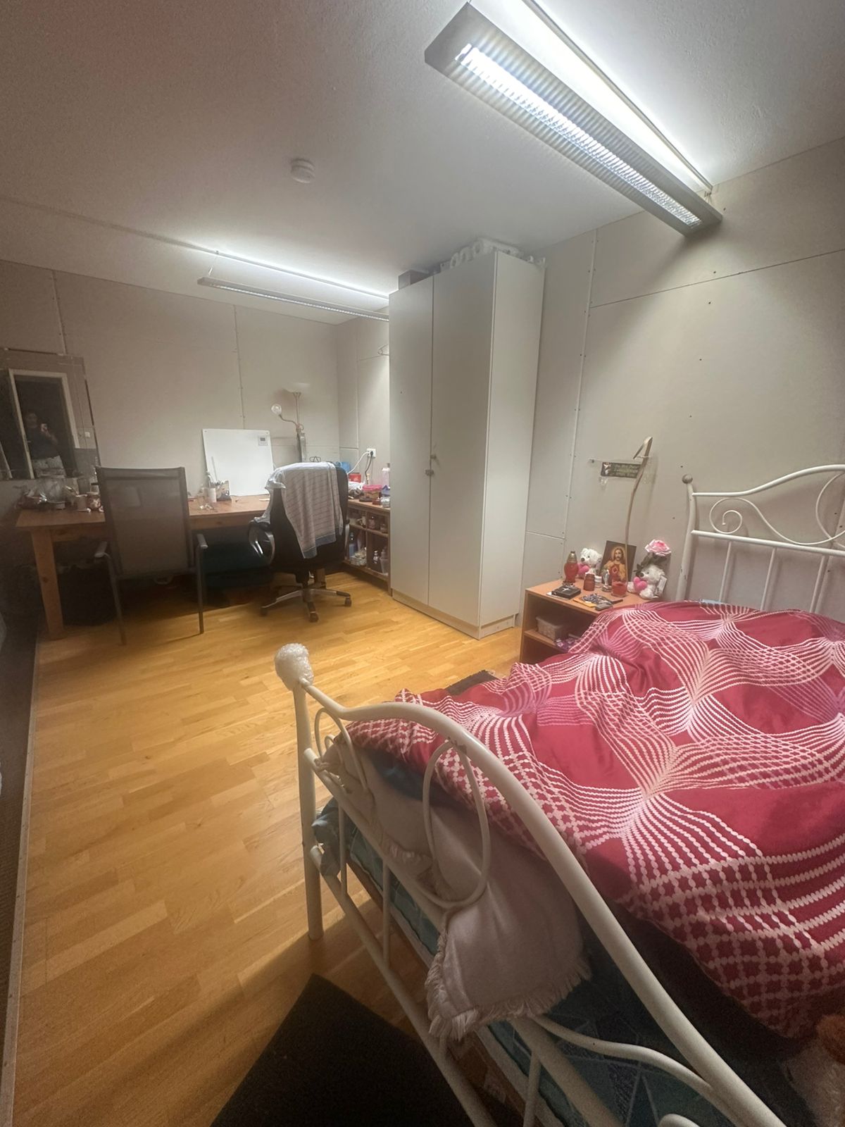 Affordable Furnished Room - May Sublet (All-Inclusive)