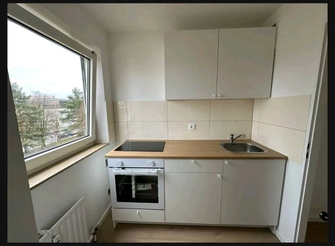 1 Room Apartment Available for 2 people on long term contract photo 3
