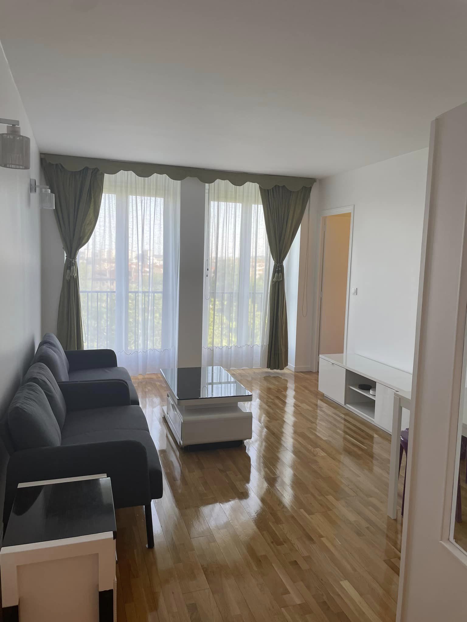 Furnished 2 Bedroom Apartment on Schellingstraße photo 3