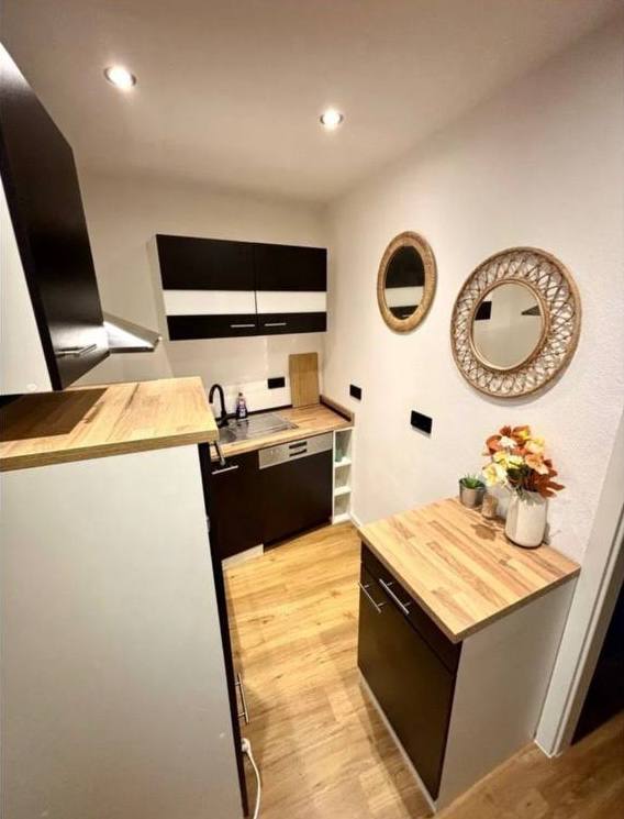 Furnished Room with Balcony in Shared Flat - Obergiesing - Available from 01.04.2026 - 880€
