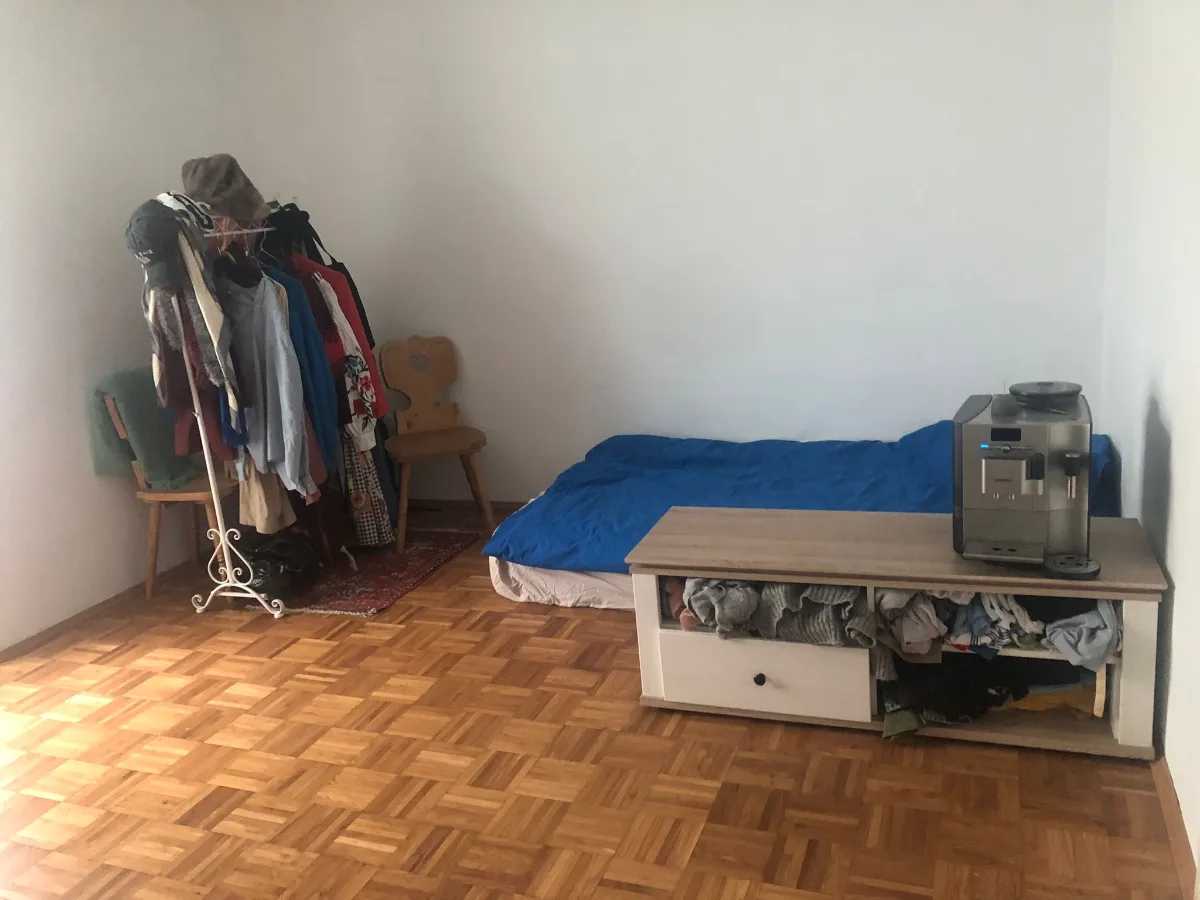 One-bedroom apartment available for sublet photo 3