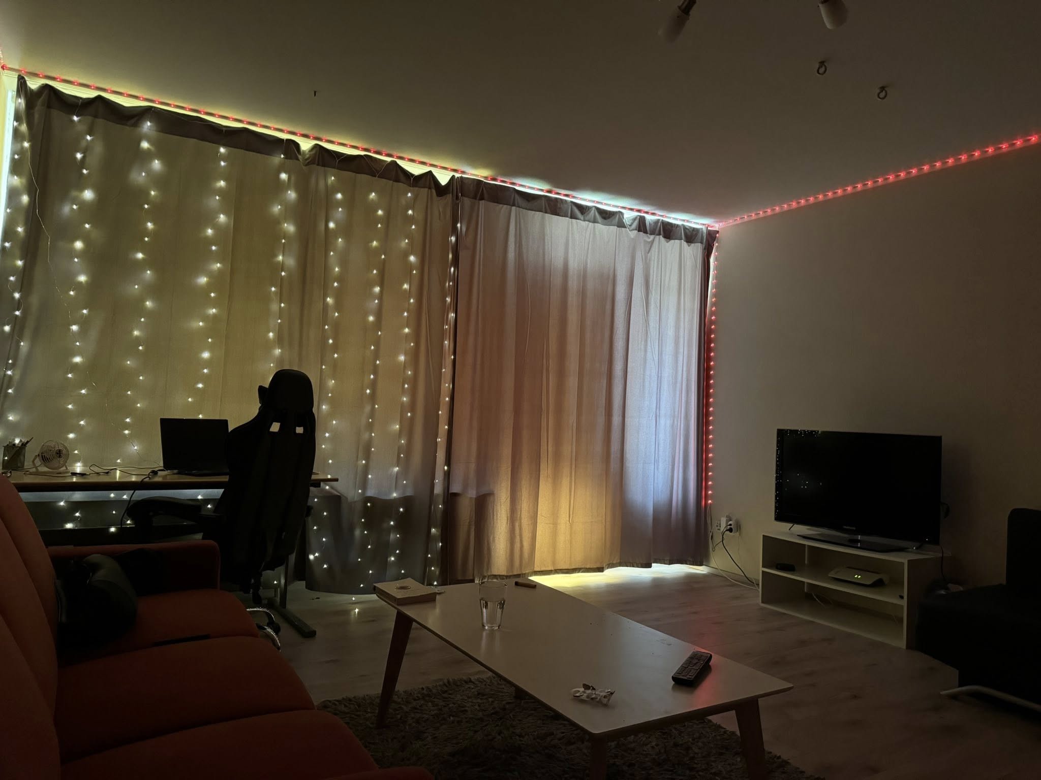 Large Room with Balcony in Garching bei München – €570/mo, TUM Campus, U6 Direct photo 3