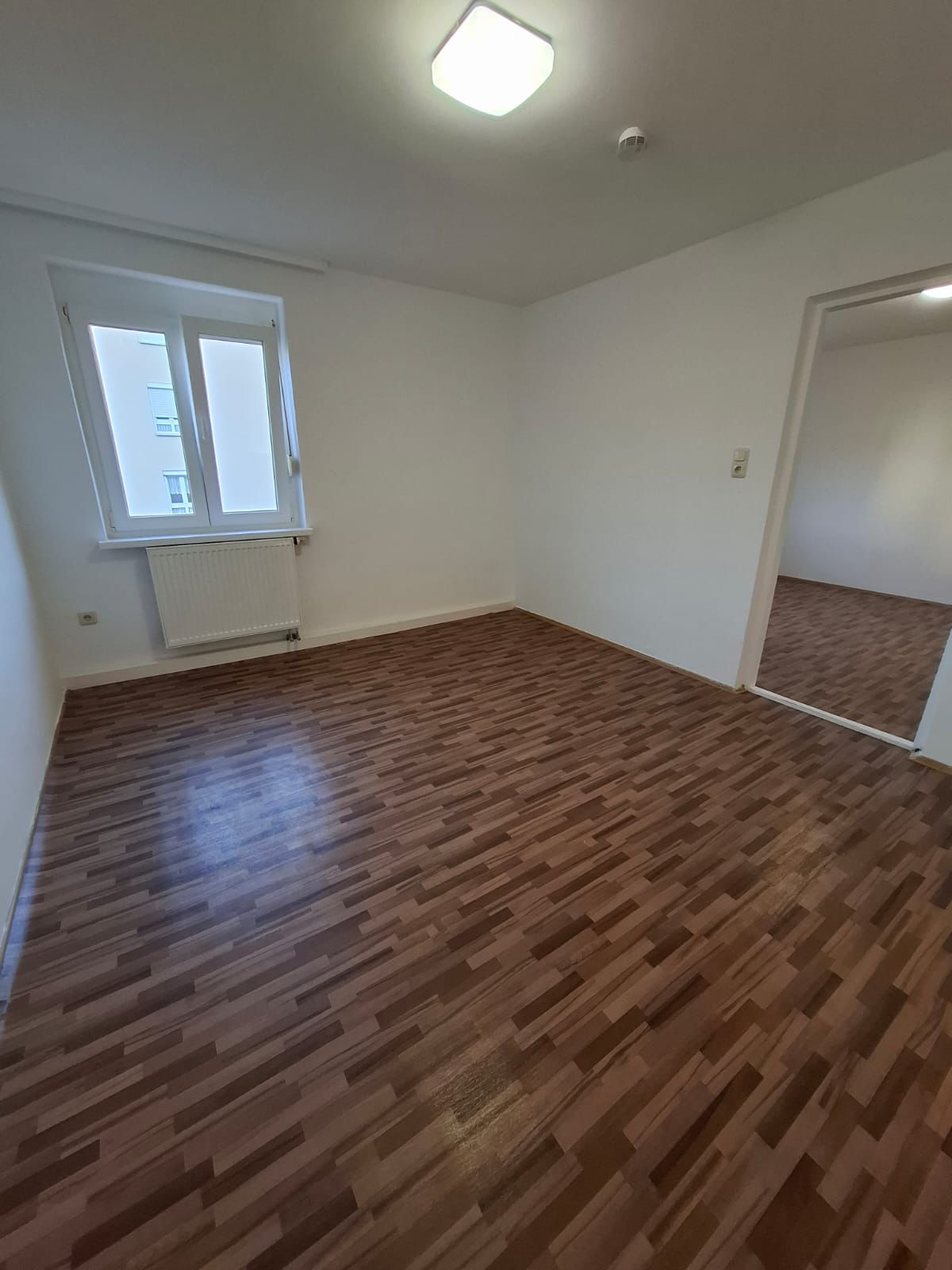 Semi Furnished 3 Room Apartment in Allach Untermenzing photo 3
