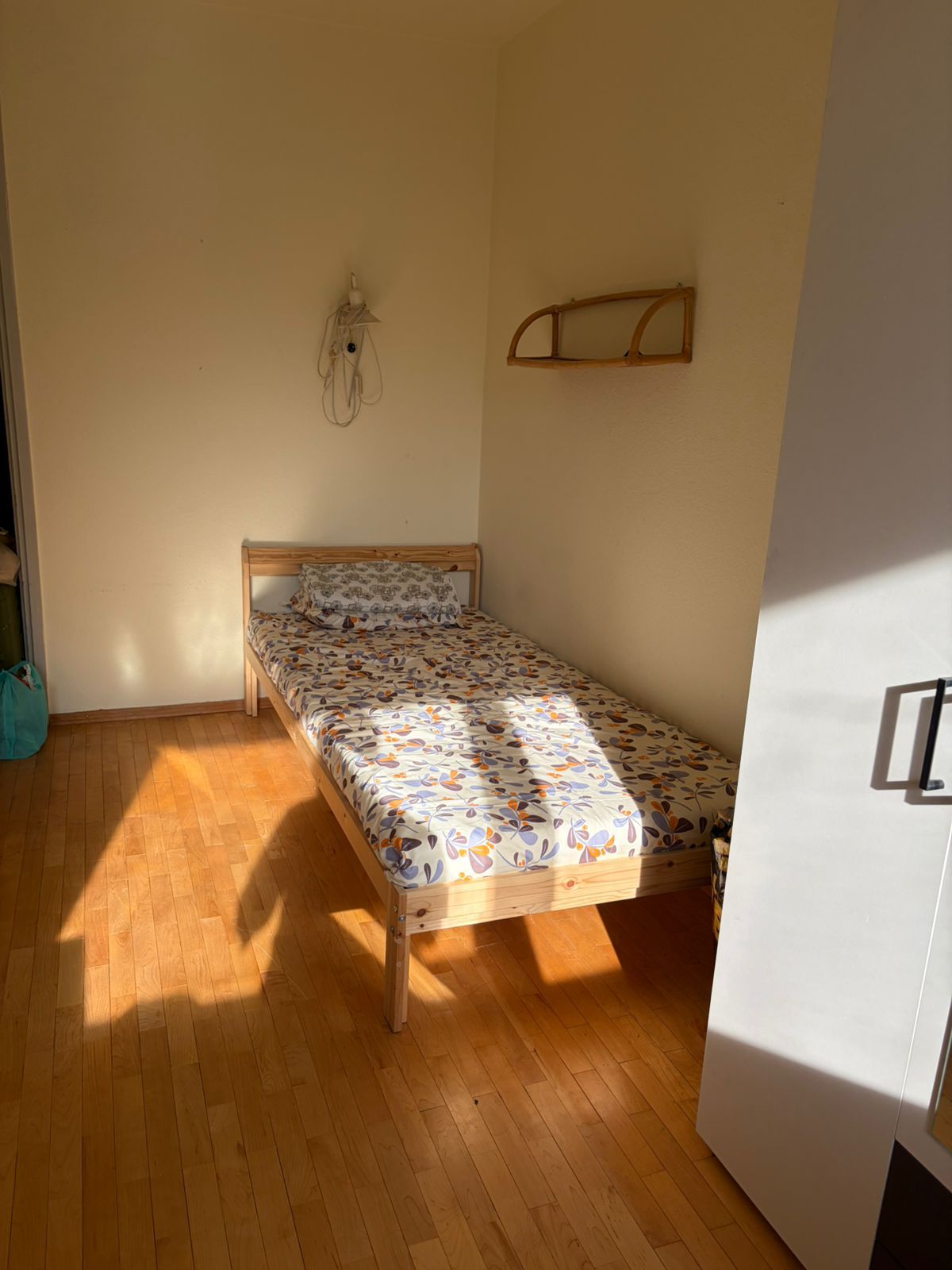 Private Room in Milbertshofen - €800 Warm, Long Term, 5 Min to U2 photo 3