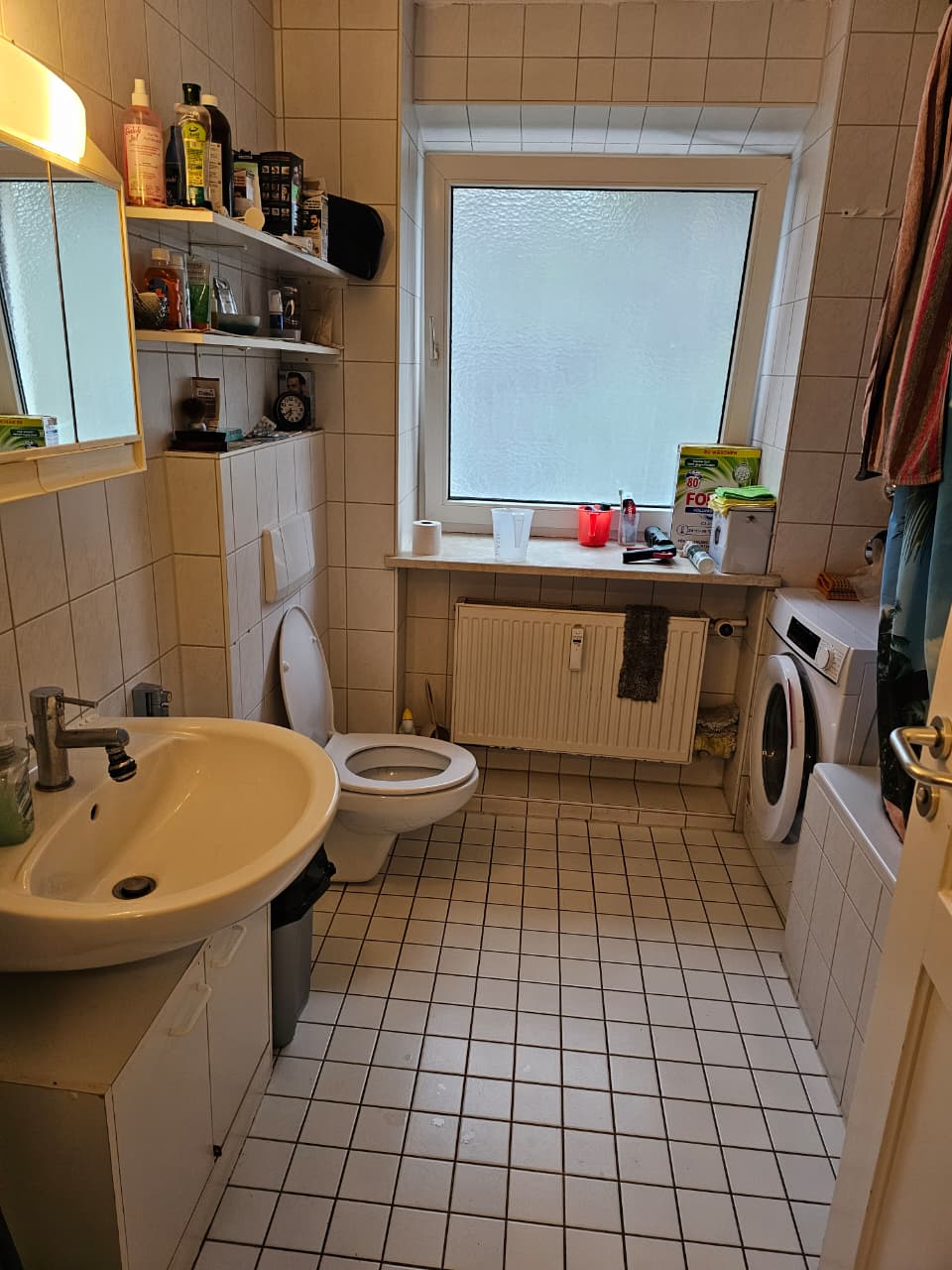 Fully Furnished Private Room near U3 Aidenbachstraße Obersendling photo 2