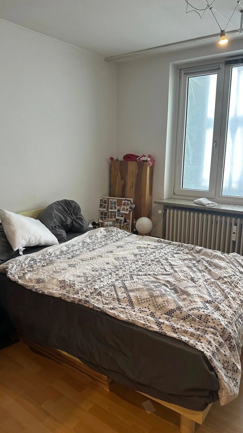 21 m² room with balcony near Olympia Einkaufszentrum