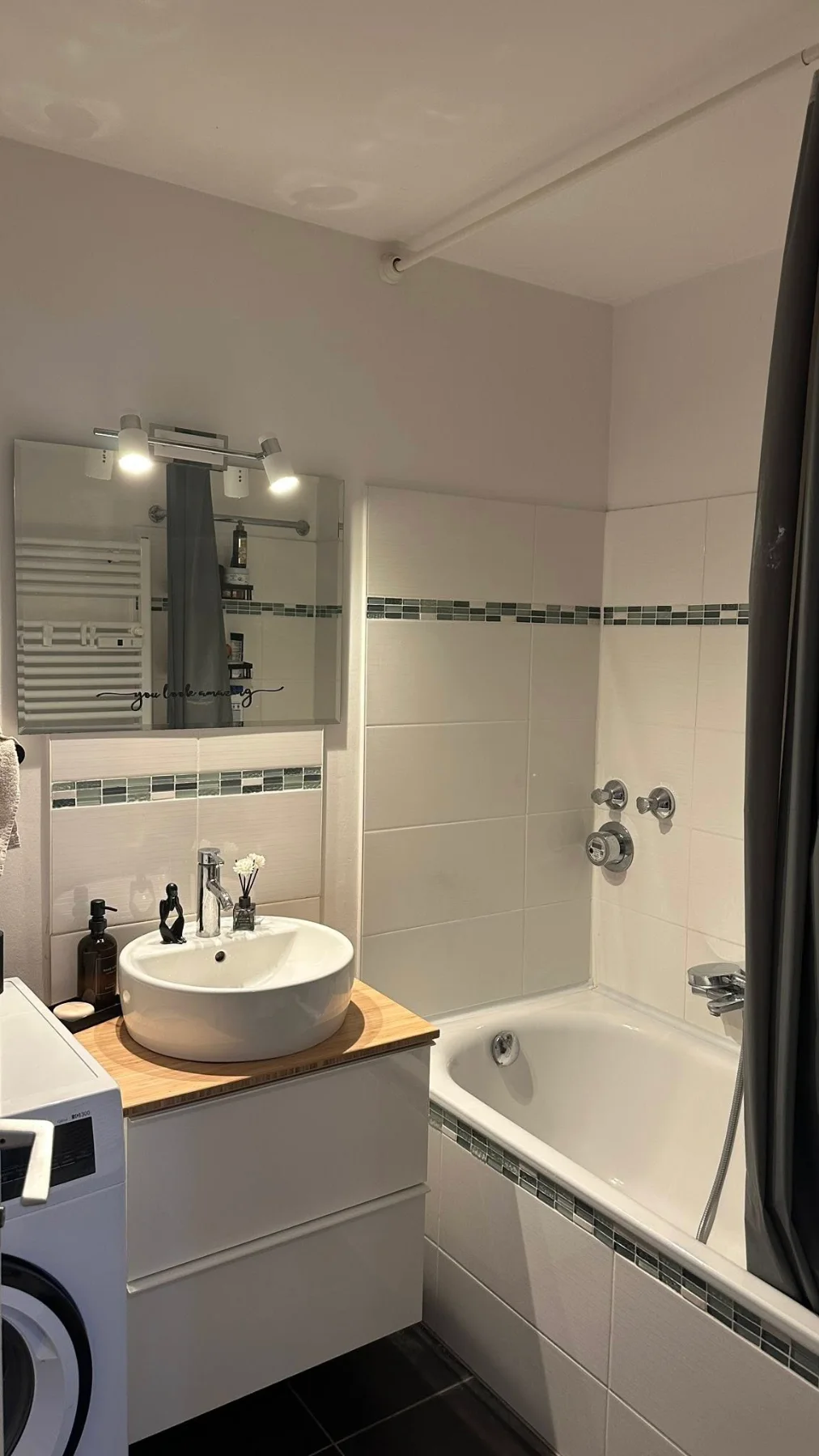 21 m² room with balcony near Olympia Einkaufszentrum photo 2