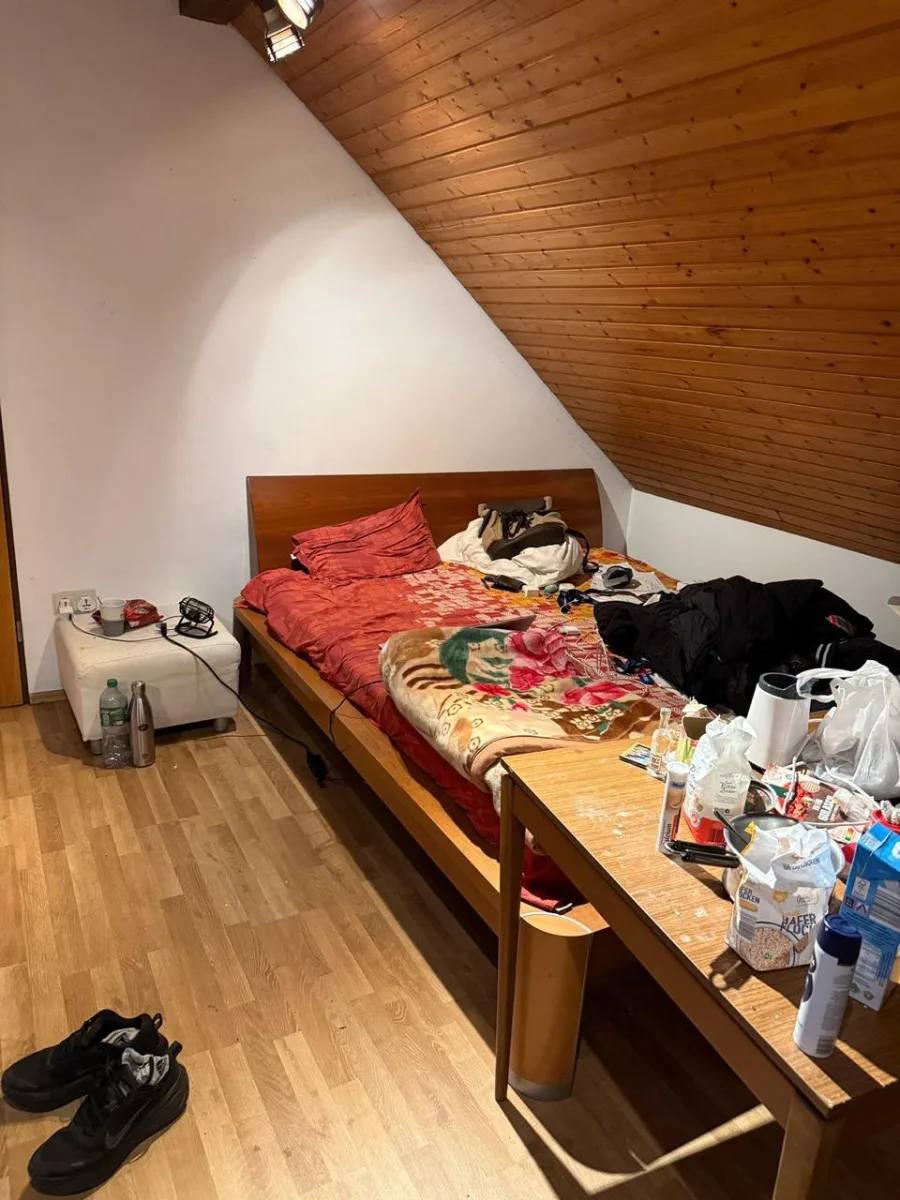 Bright furnished room in Moosach – €550/mo, near Olympia Einkaufszentrum