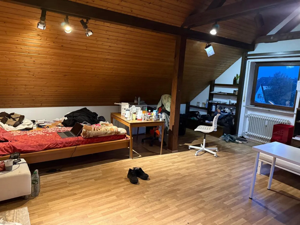 Bright furnished room in Moosach – €550/mo, near Olympia Einkaufszentrum photo 3