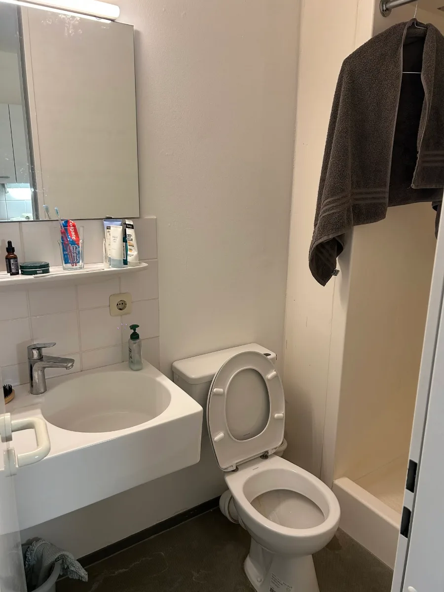 Student sublet near Kieferngarten, €382.20/mo photo 3