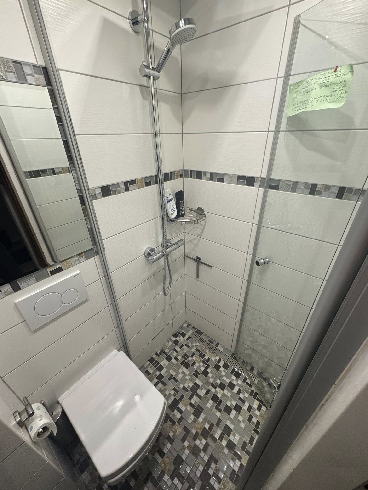 Furnished Room near U2 Harthof - 400€ Warm - Available Now photo 2