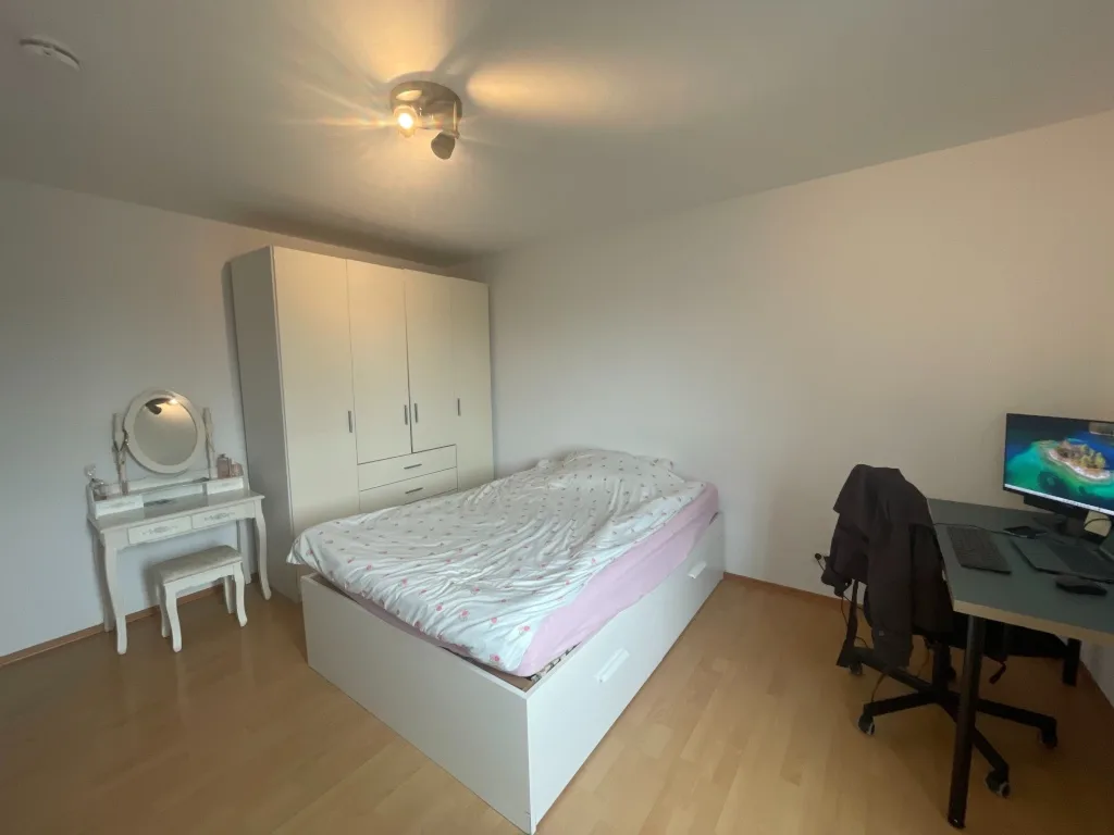 Spacious furnished room in Sendling Westpark, €780/mo