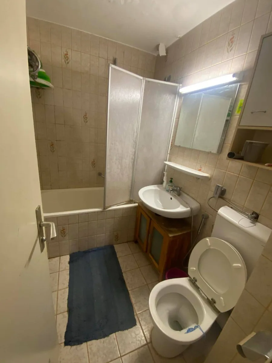 Furnished room in Milbertshofen Am Hart, €680/mo, June sublet photo 3