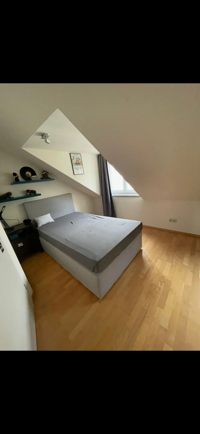 Furnished Room in a Family Home – For Female Students / Young Professionals Only photo 3