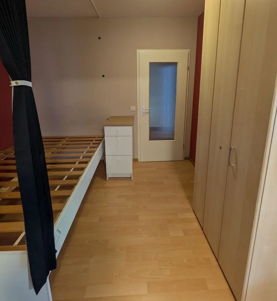 Helle 1,5-Zimmer-Wohnung mit Balkon bei Neuperlach Zentrum ab sofort verfügbar photo 2