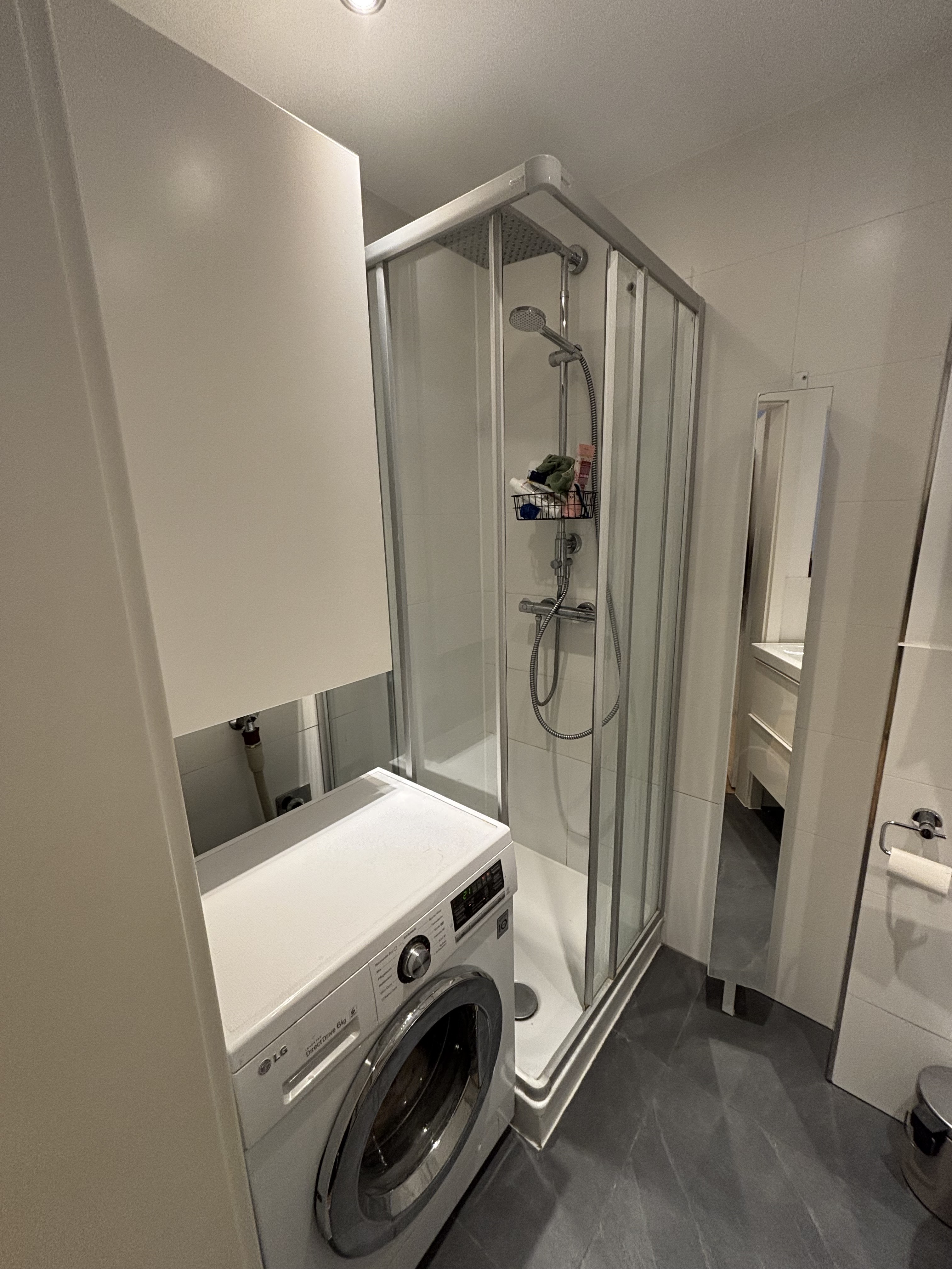 Sublet Cozy Munich Apartment near the Isar photo 3