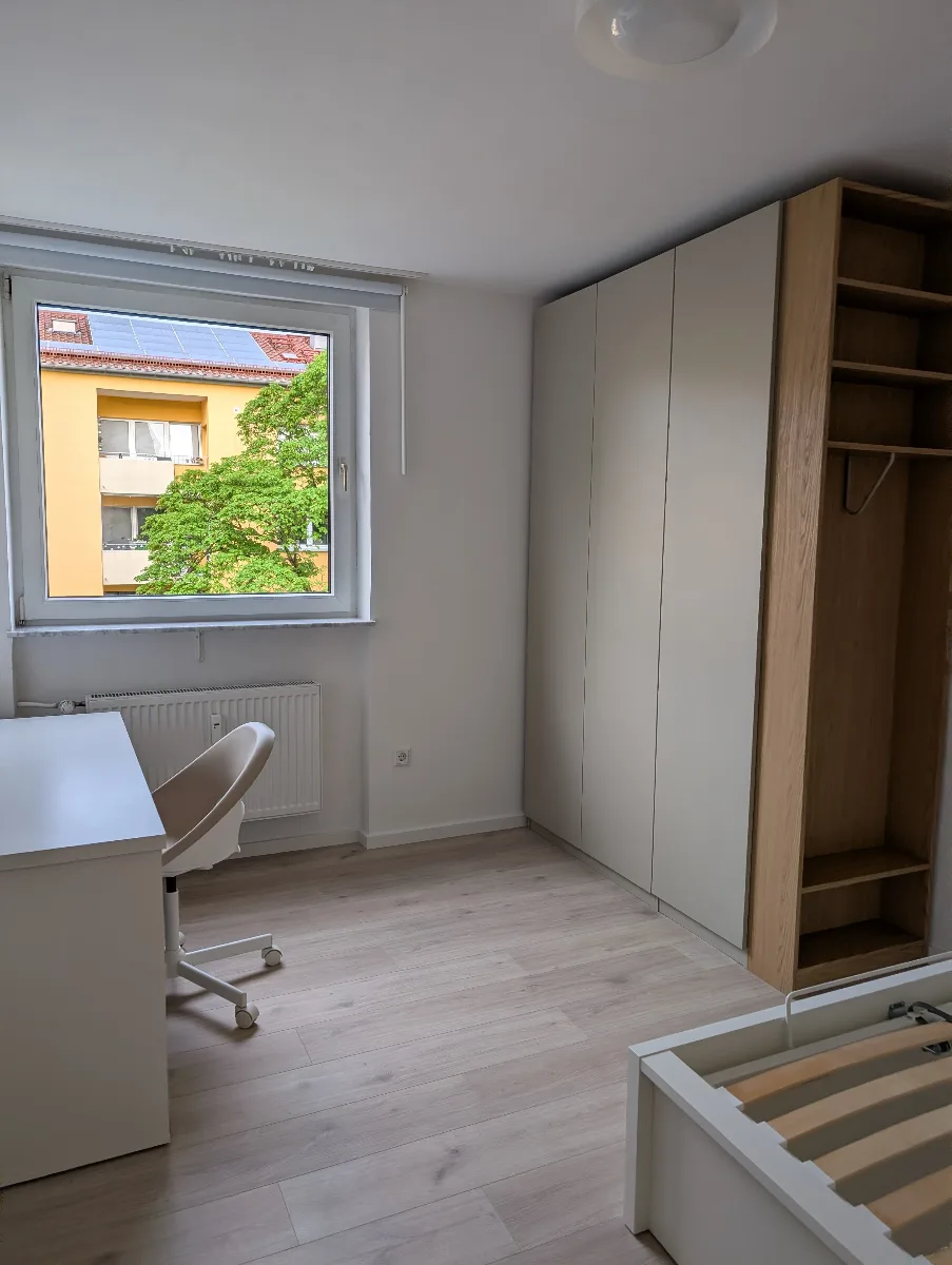 Freshly Renovated 5-Room WG in Munich-Hasenbergl